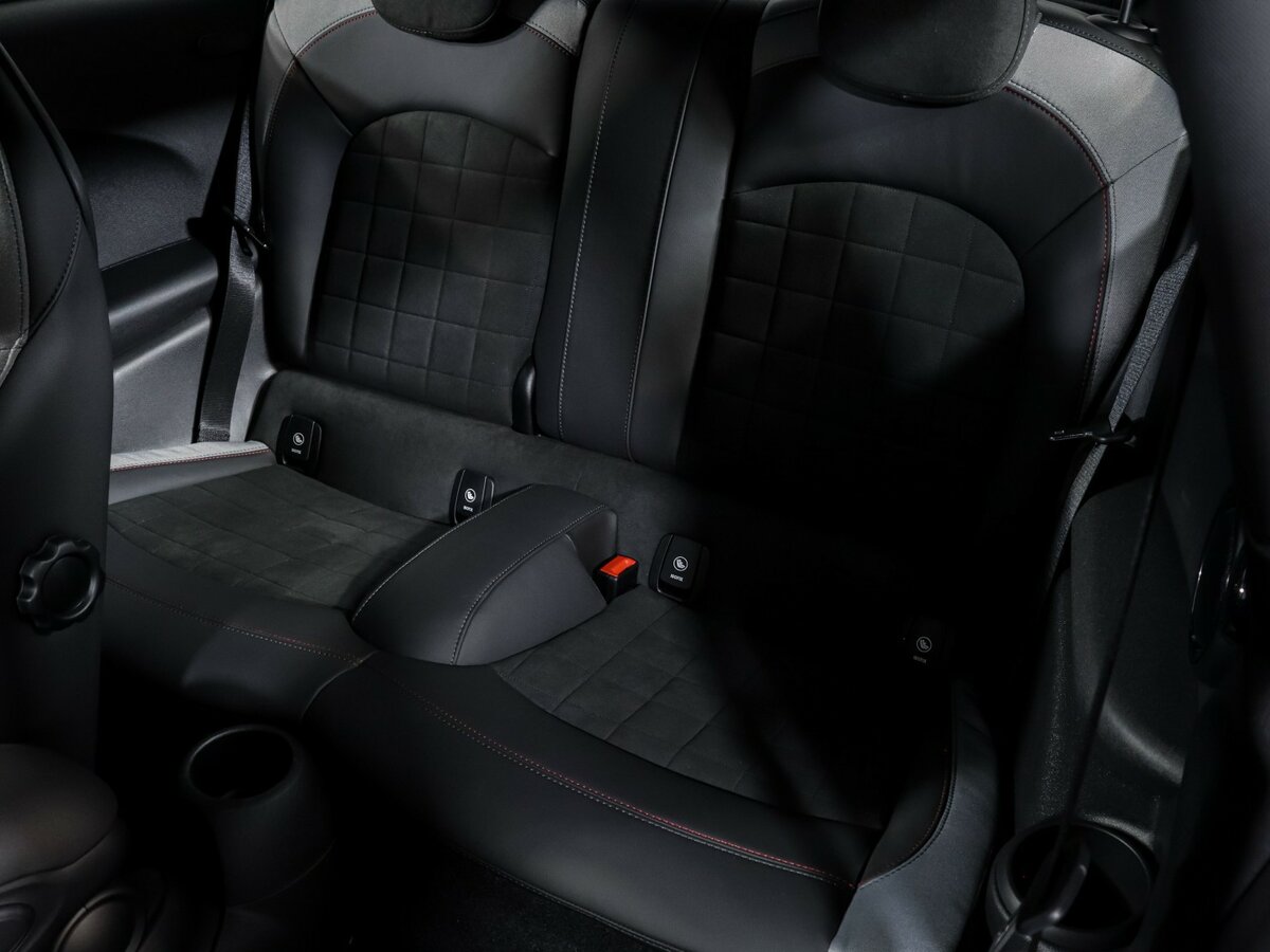 Купить Mini Hatch JCW III (F55/F56) Рестайлинг, 2019, 8 045 км, фото №8