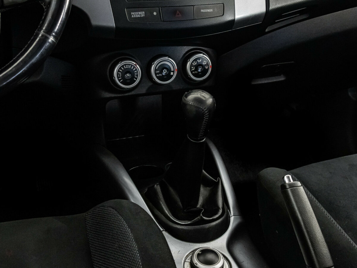 Купить Mitsubishi Outlander II, 2007, 194 111 км, фото №9