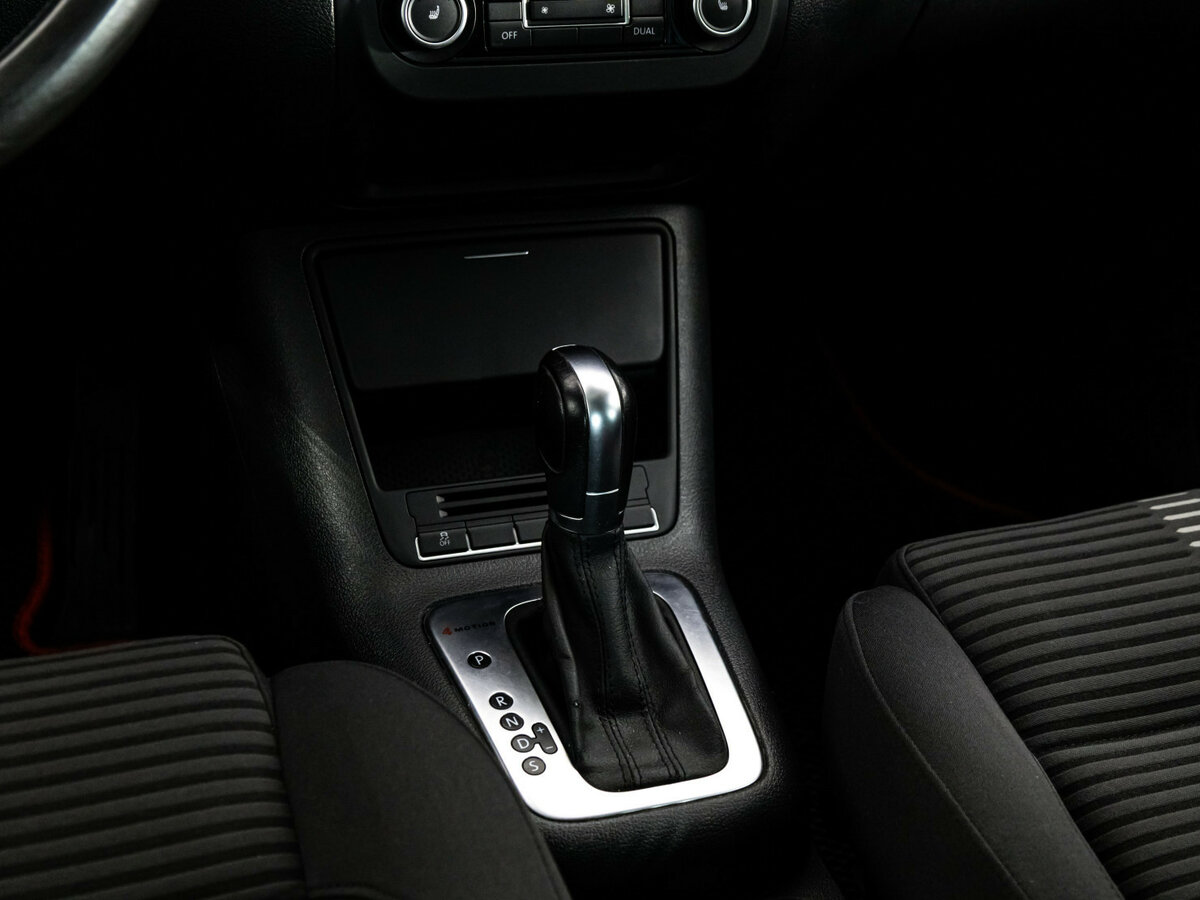 Купить Volkswagen Tiguan I, 2011, 176 896 км, фото №9