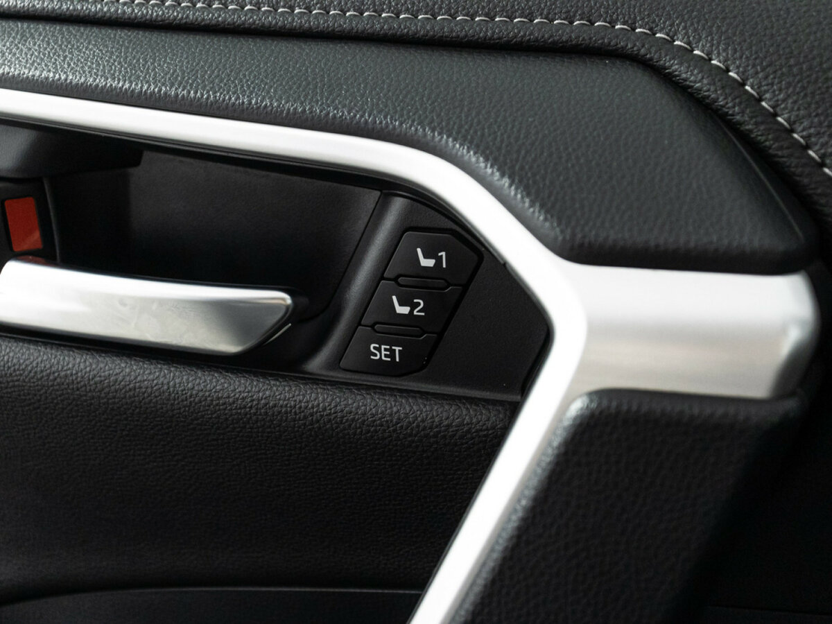 Купить Toyota RAV4 V (XA50), 2019, 50 710 км, фото №16