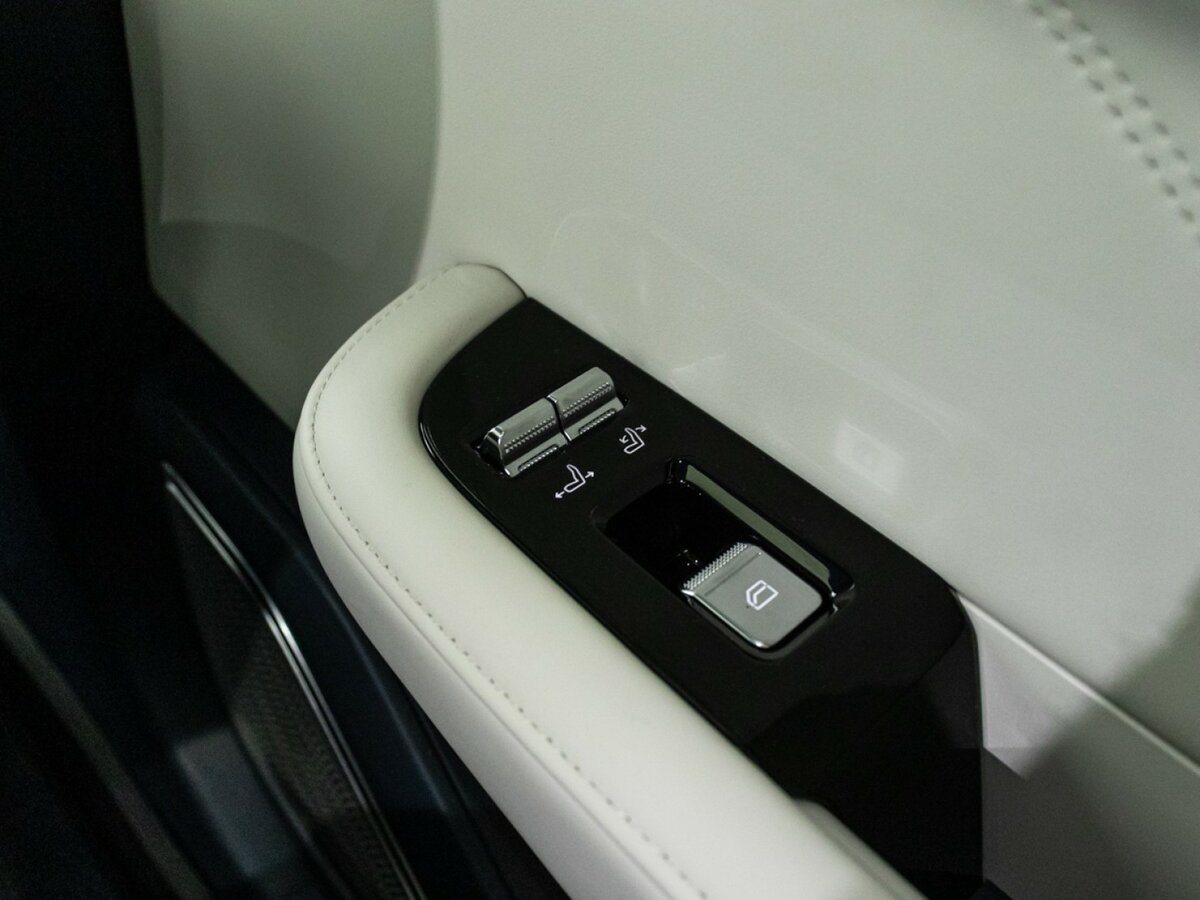 Купить Zeekr 001 100 kWh I, 2023, 37 077 км, фото №25