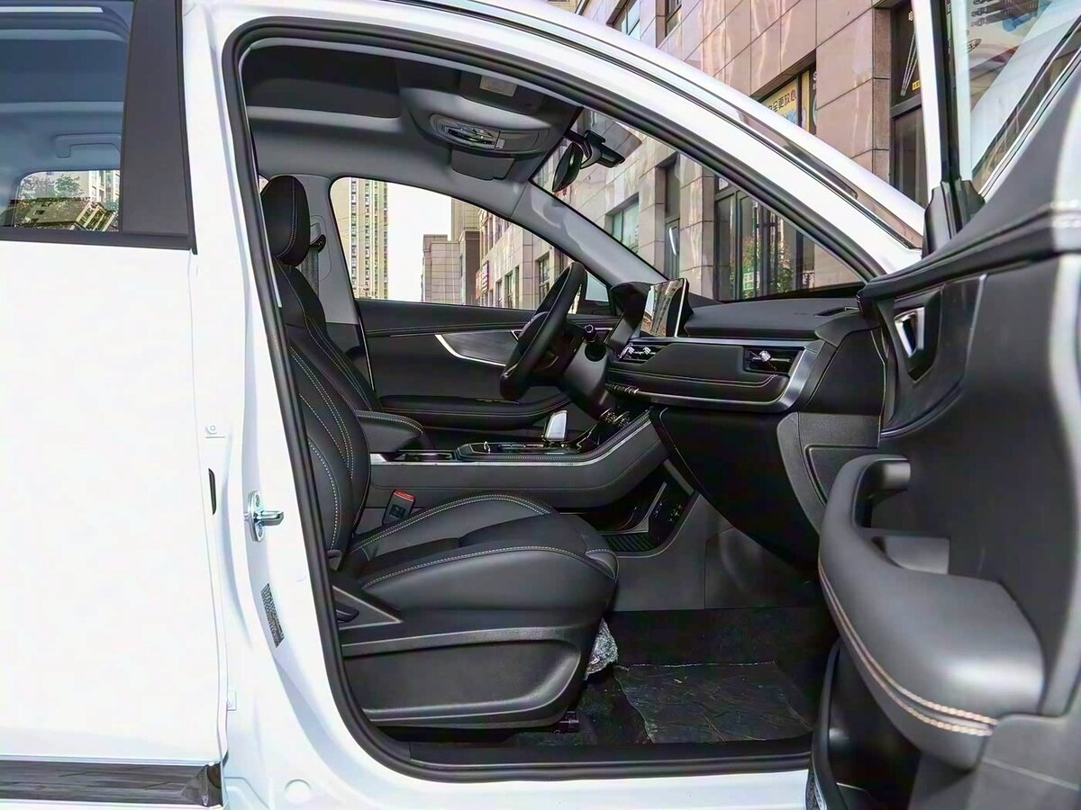 Купить Chery Tiggo 8 I Рестайлинг, 2025, 1 км, фото №13