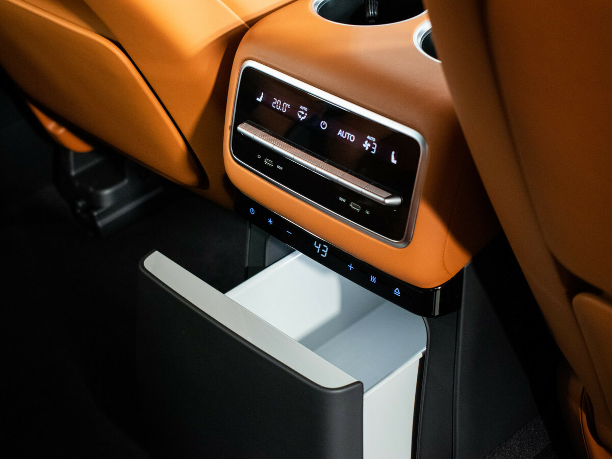 Купить Lixiang L9 44.5 kWh I, 2023, 35 900 км, фото №24