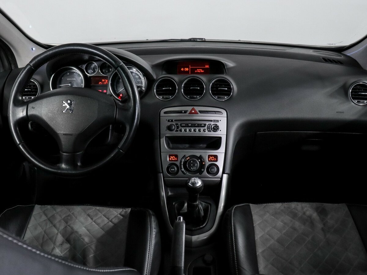 Купить Peugeot 308 I, 2011, 251 136 км, фото №10