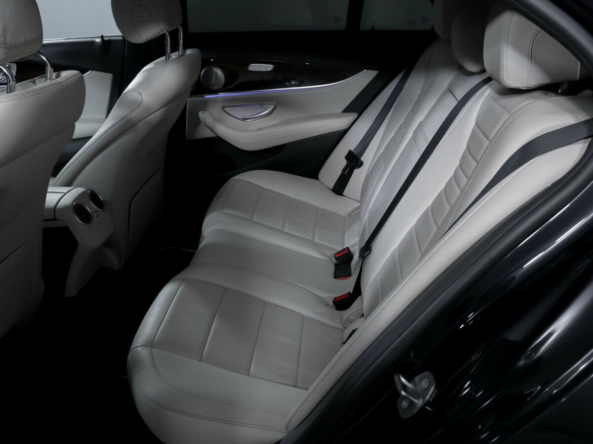 Купить Mercedes-Benz E-Класс 400 V (W213, S213, C238), 2017, 133 794 км, фото №10
