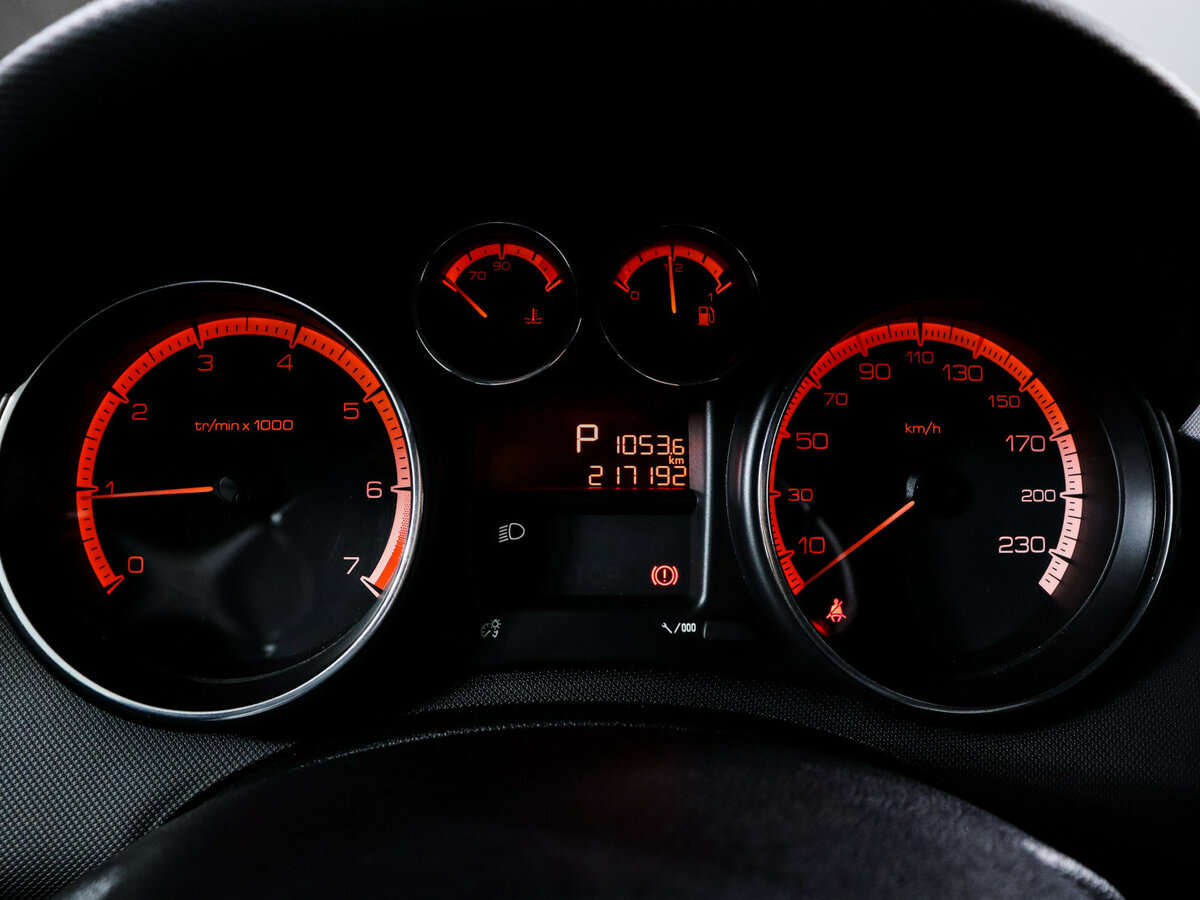 Купить Peugeot 308 I, 2011, 217 191 км, фото №9