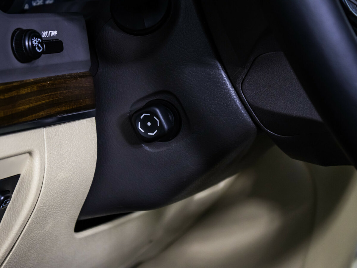 Купить Toyota Land Cruiser 200 Series Рестайлинг 2, 2016, 426 195 км, фото №20