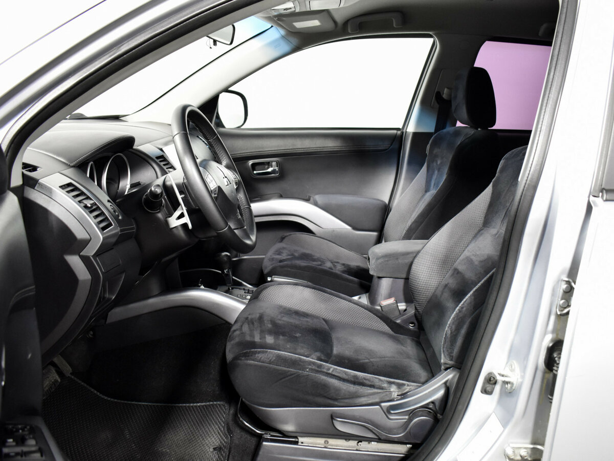 Купить Mitsubishi Outlander II Рестайлинг, 2010, 192 958 км, фото №8