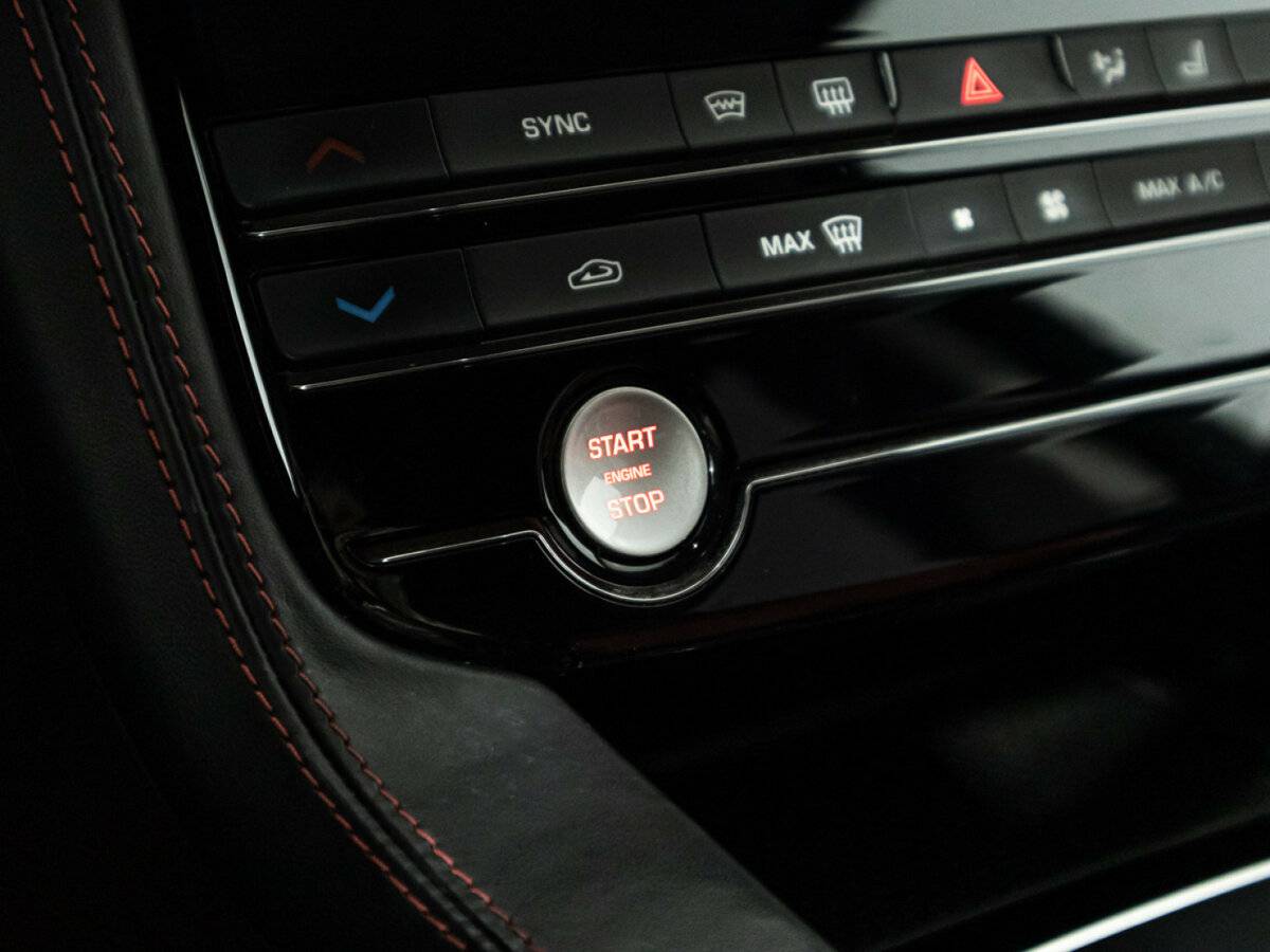 Купить Jaguar F-Pace I, 2017, 37 392 км, фото №20