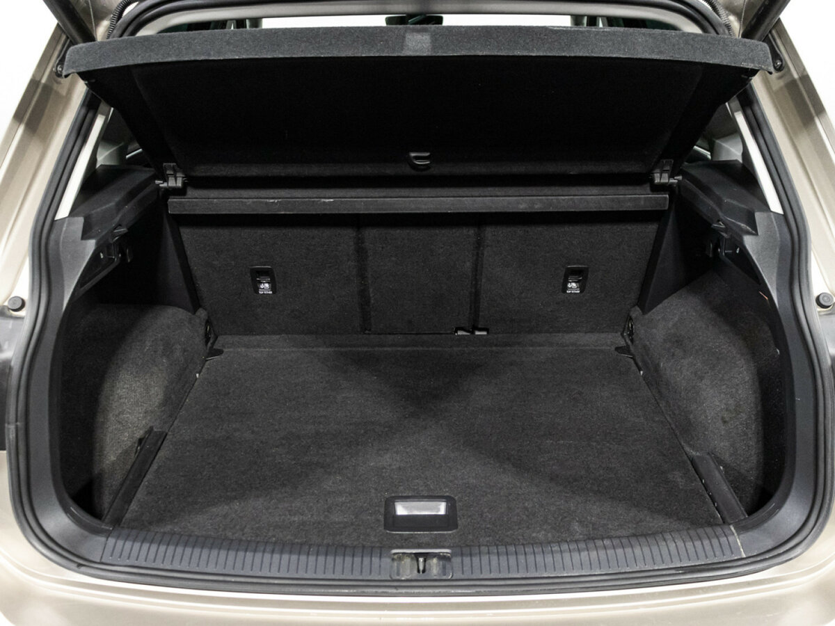 Купить Volkswagen Tiguan II, 2019, 106 837 км, фото №19