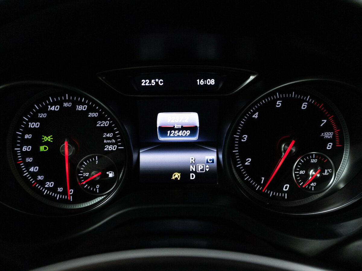 Купить Mercedes-Benz GLA 250 I (X156) Рестайлинг, 2019, 125 406 км, фото №12