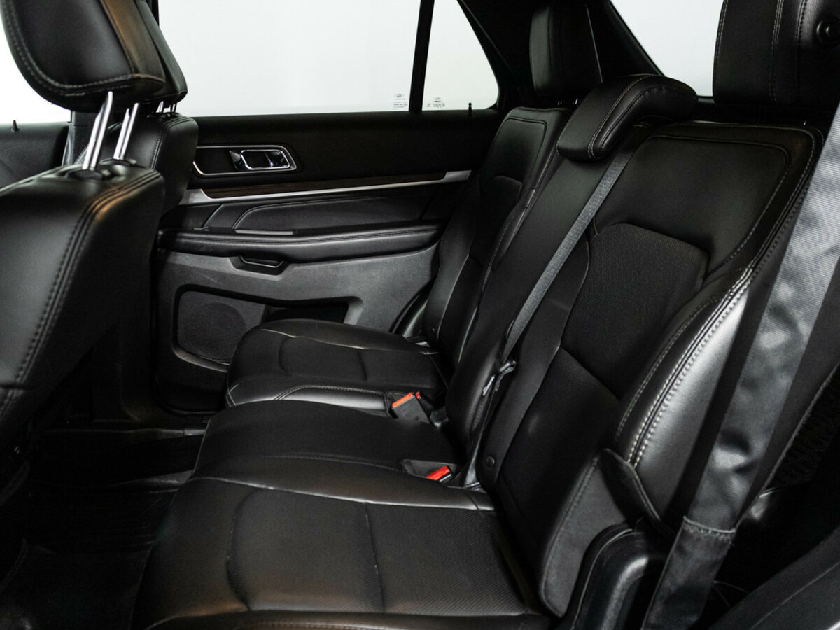 Купить Ford Explorer V Рестайлинг 2, 2018, 123 639 км, фото №8