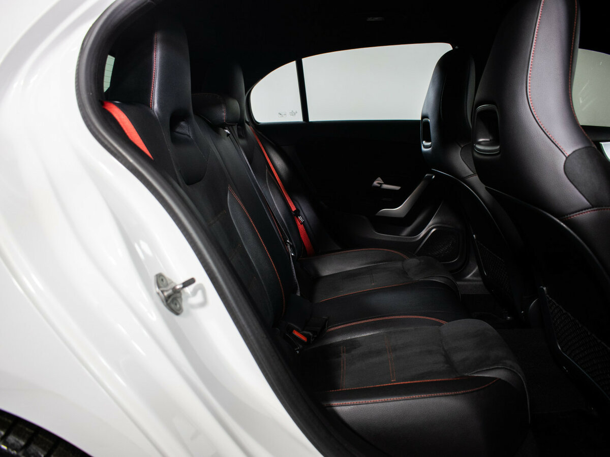 Купить Mercedes-Benz A-Класс AMG 35 AMG II (W177), 2021, 79 800 км, фото №7