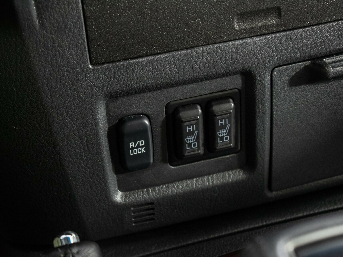 Купить Mitsubishi Pajero IV Рестайлинг 2, 2020, 61 000 км, фото №15