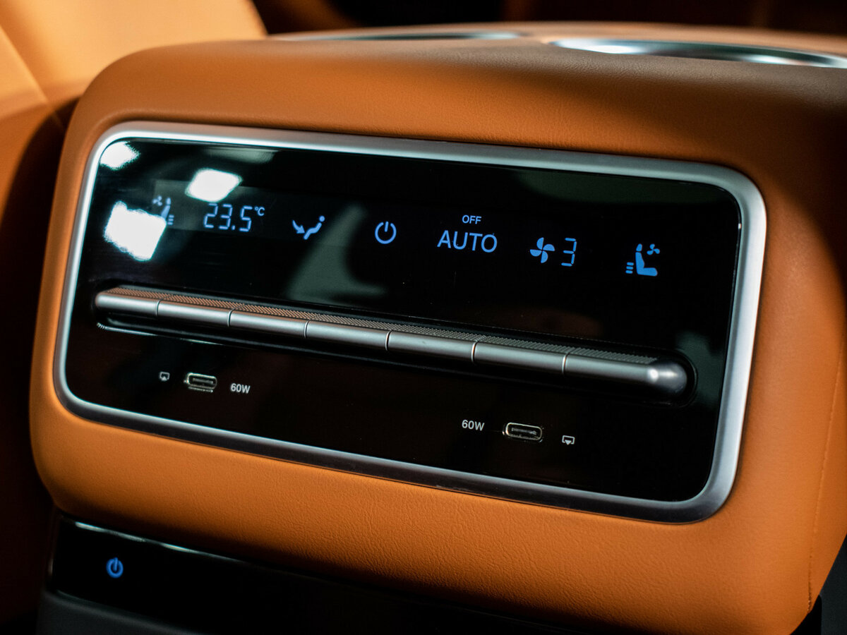 Купить Li Auto (Lixiang) L9 44.5 kWh I, 2023, 45 700 км, фото №16