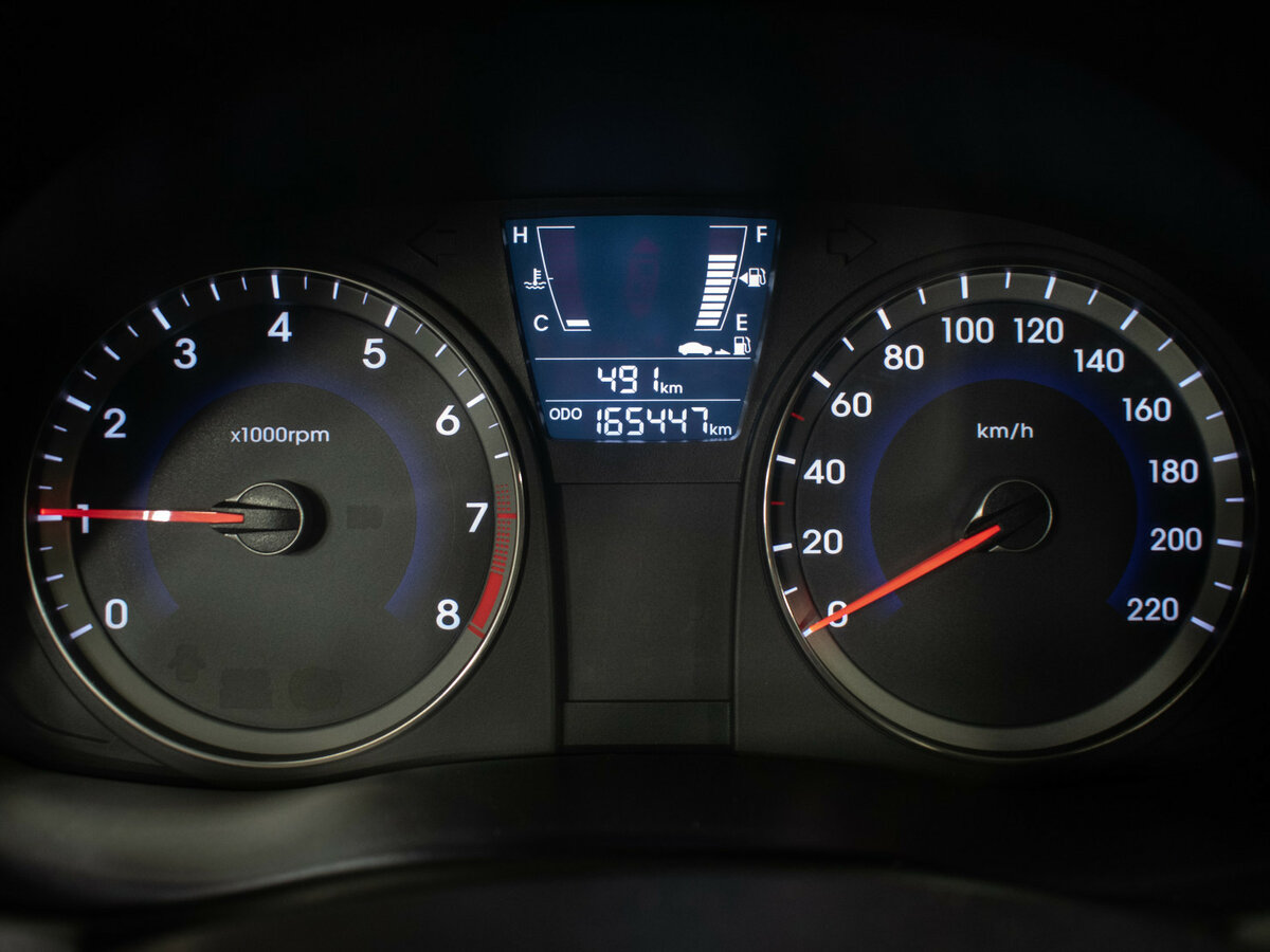 Купить Hyundai Solaris I, 2011, 165 445 км, фото №12