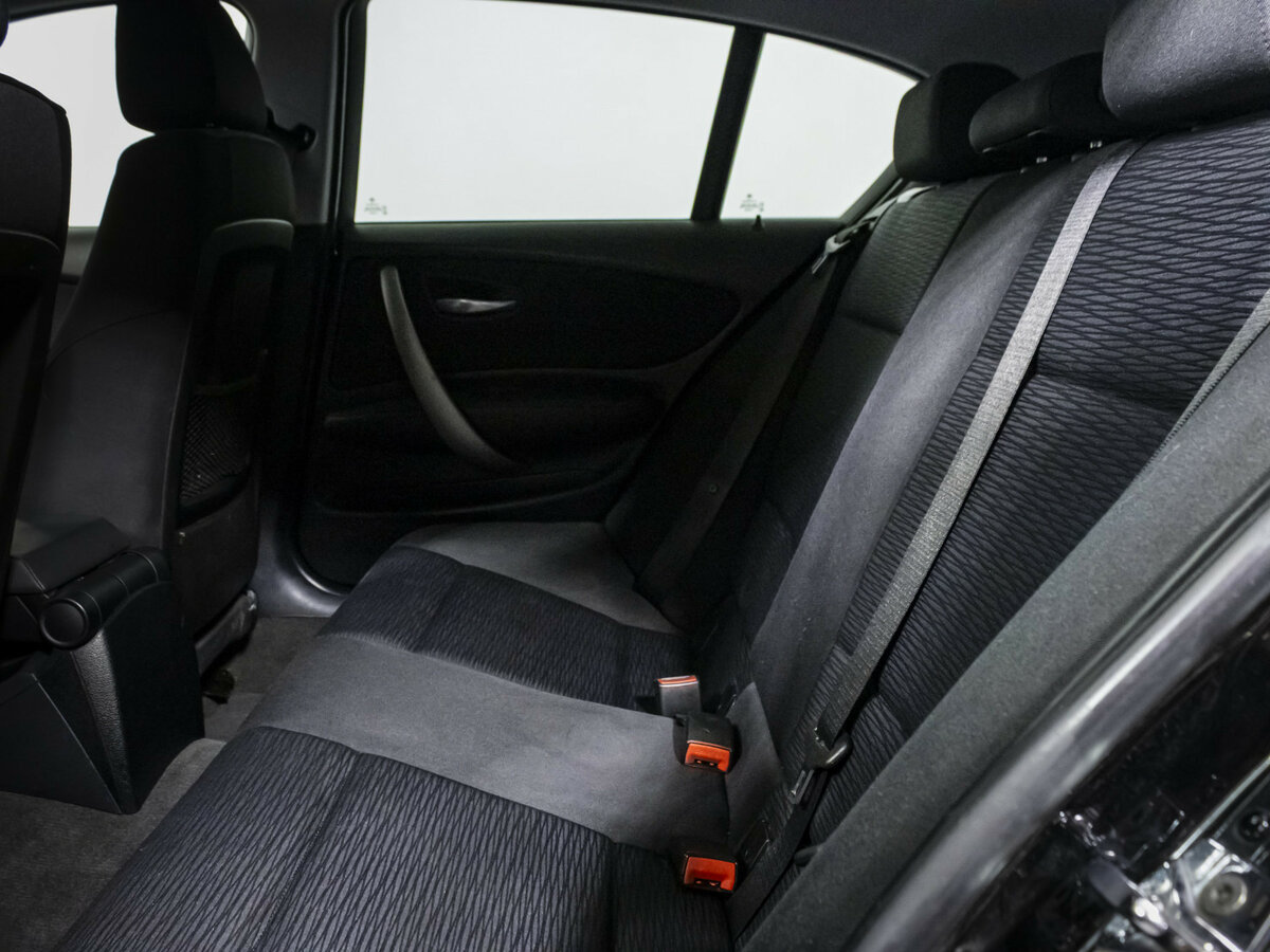 Купить BMW 1 серии 118i I (E81/E82/E87/E88) Рестайлинг, 2008, 199 388 км, фото №13