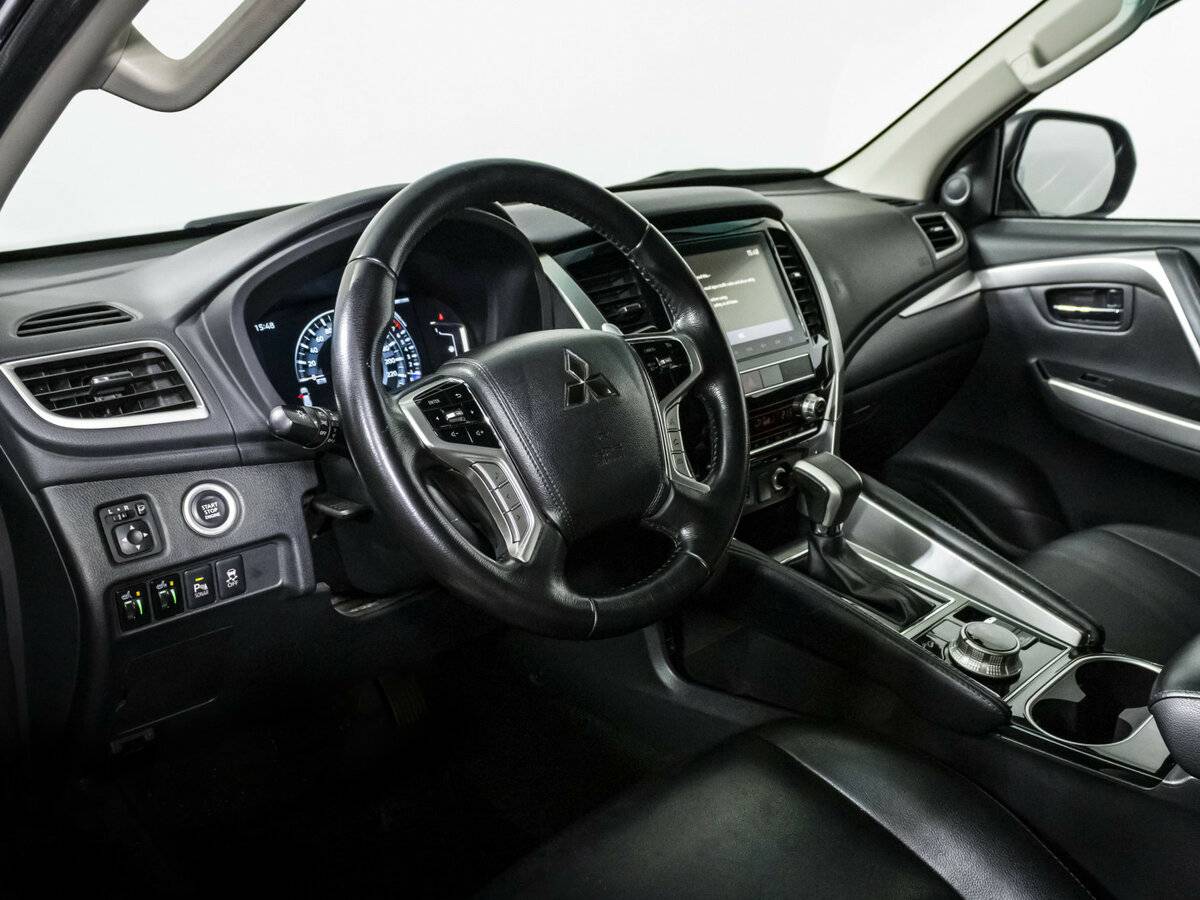 Купить Mitsubishi Montero Sport III Рестайлинг, 2022, 103 795 км, фото №10