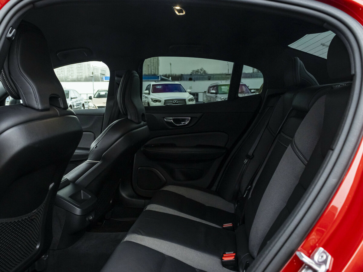 Купить Volvo S60 III, 2019, 95 032 км, фото №15