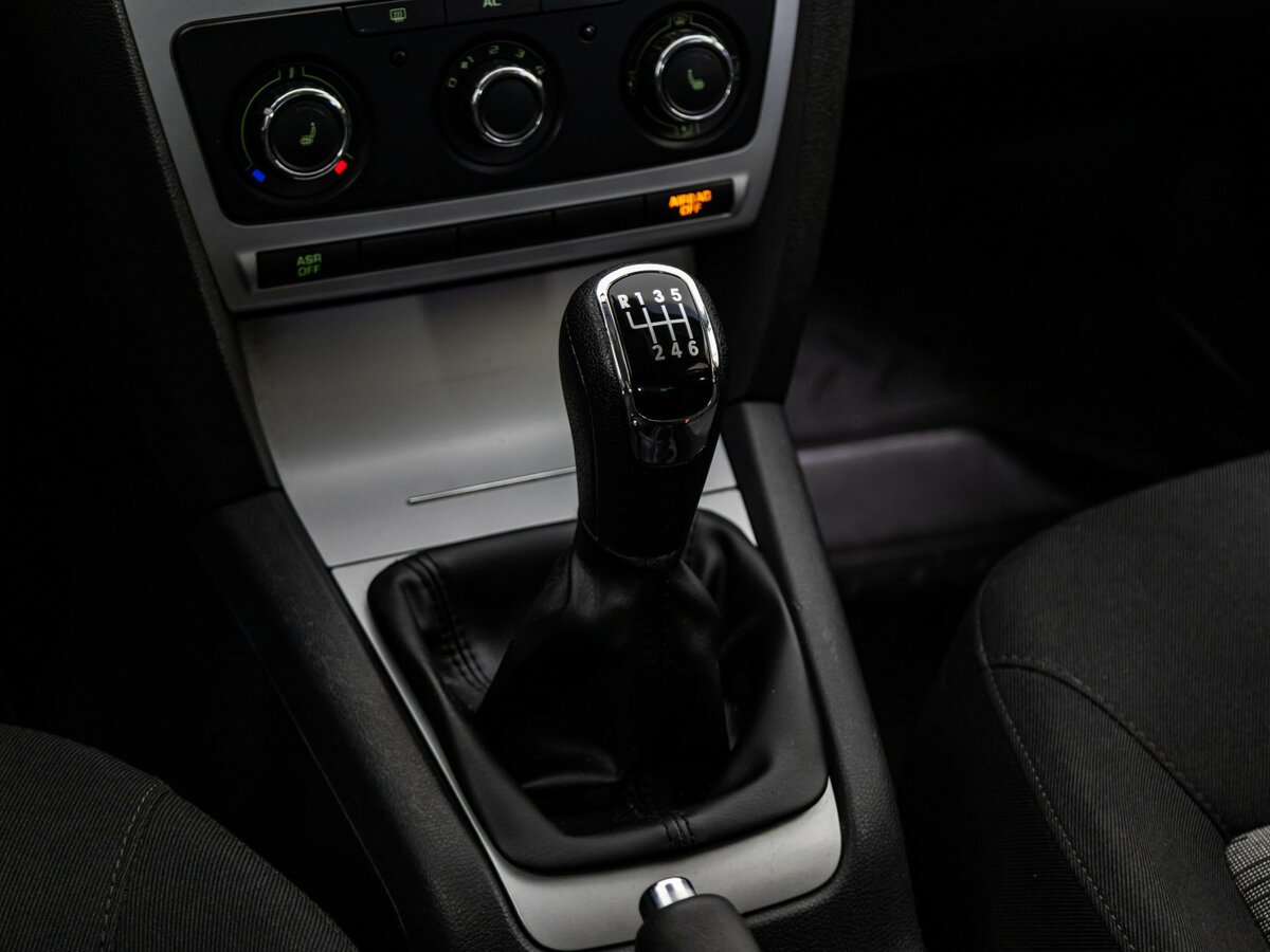 Купить Skoda Octavia II (A5) Рестайлинг, 2011, 193 427 км, фото №10