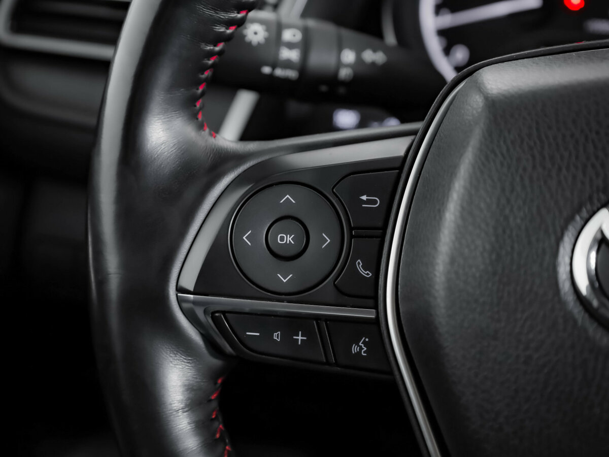 Купить Toyota Camry VIII (XV70) Рестайлинг, 2021, 142 330 км, фото №13