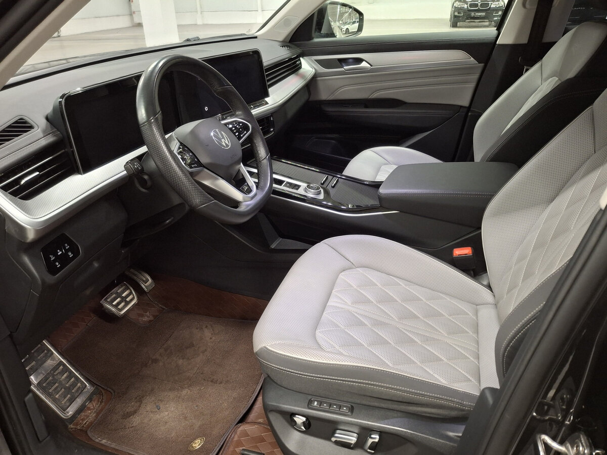 Купить Volkswagen Tavendor, 2023, 145 км, фото №15