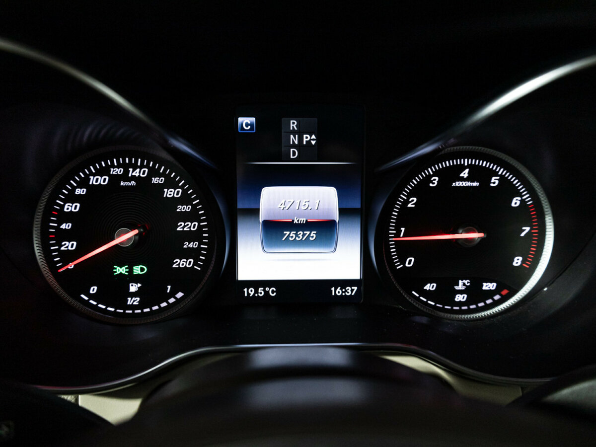 Купить Mercedes-Benz GLC Coupe 300 I (C253), 2017, 75 374 км, фото №12