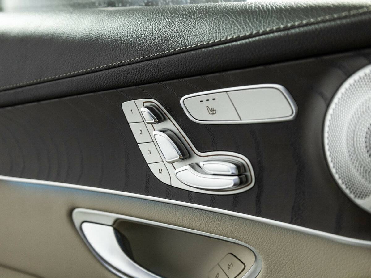 Купить Mercedes-Benz GLC Coupe 300 I (C253), 2017, 75 374 км, фото №15