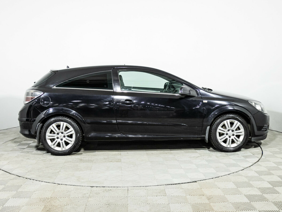 Купить Opel Astra GTC H Рестайлинг, 2010, 214 922 км, фото №4