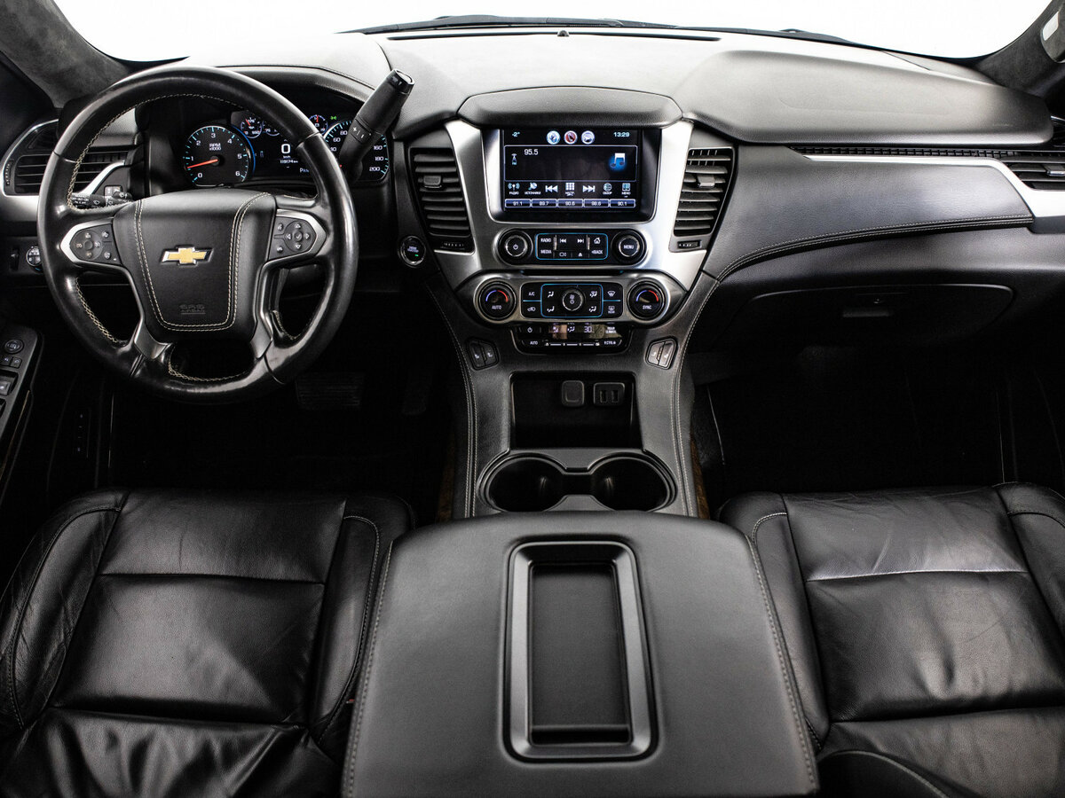 Купить Chevrolet Tahoe IV, 2019, 119 172 км, фото №10