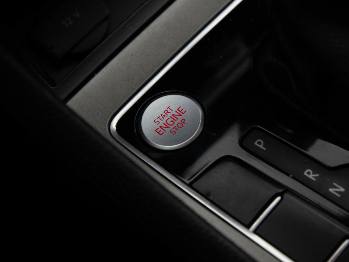 Купить Volkswagen Passat (North America and China) II (NA Market), 2020, 102 621 км, фото №11