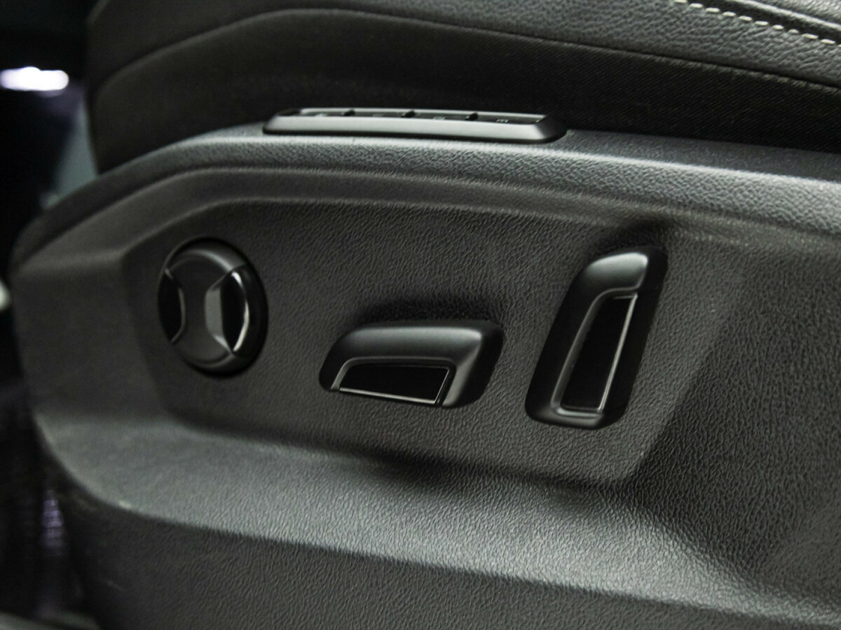 Купить Volkswagen Tiguan II Рестайлинг, 2020, 110 372 км, фото №14