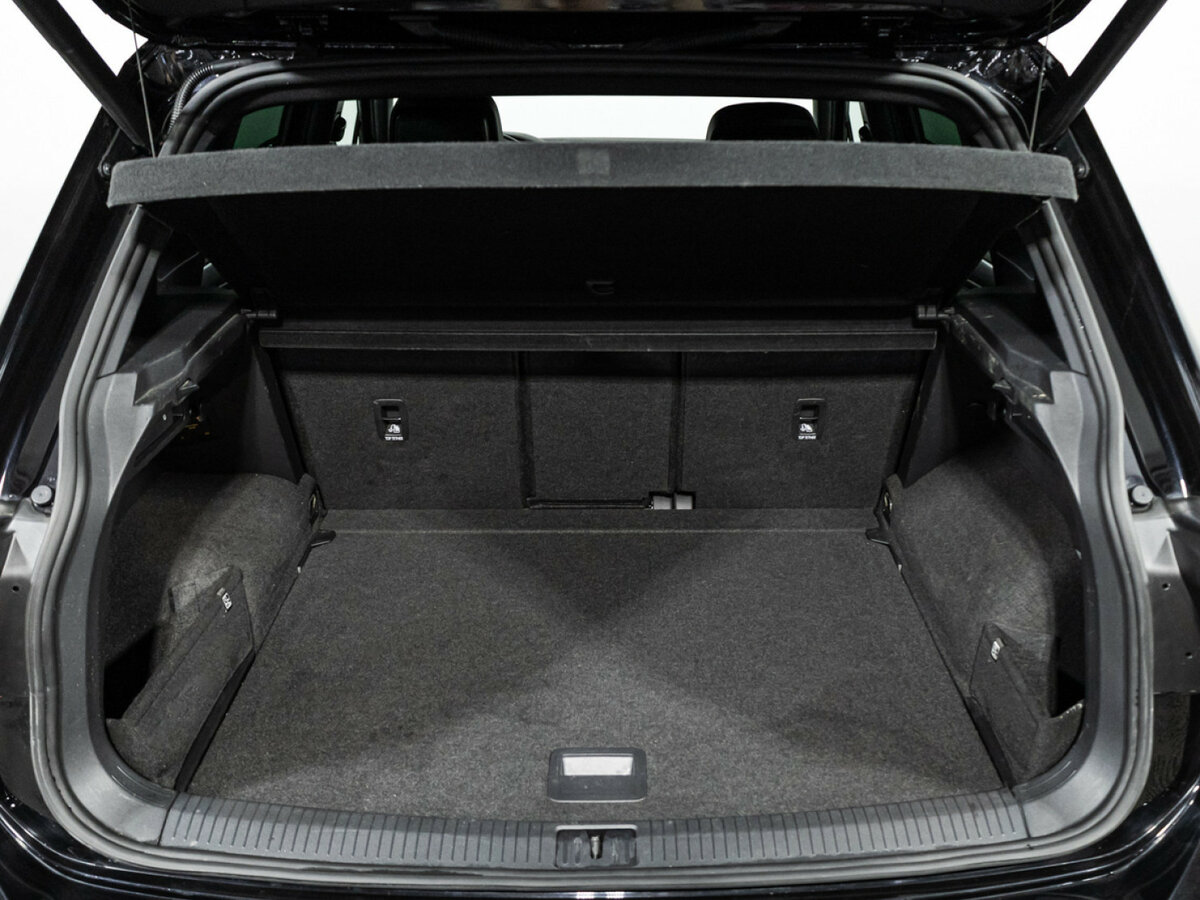 Купить Volkswagen Tiguan II Рестайлинг, 2020, 110 372 км, фото №22