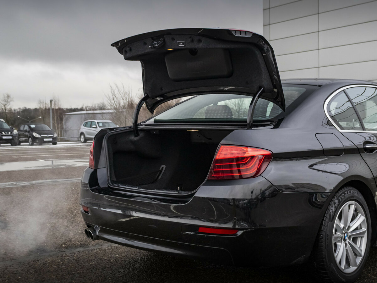 Купить BMW 5 серии 528i xDrive VI (F10/F11/F07) Рестайлинг, 2016, 138 885 км, фото №17