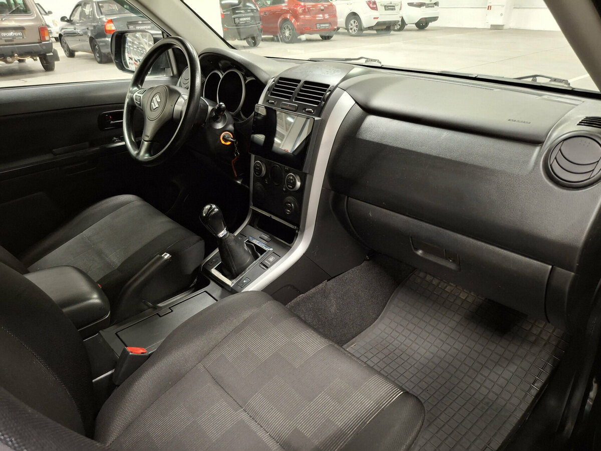 Купить Suzuki Grand Vitara II Рестайлинг, 2011, 174 104 км, фото №11