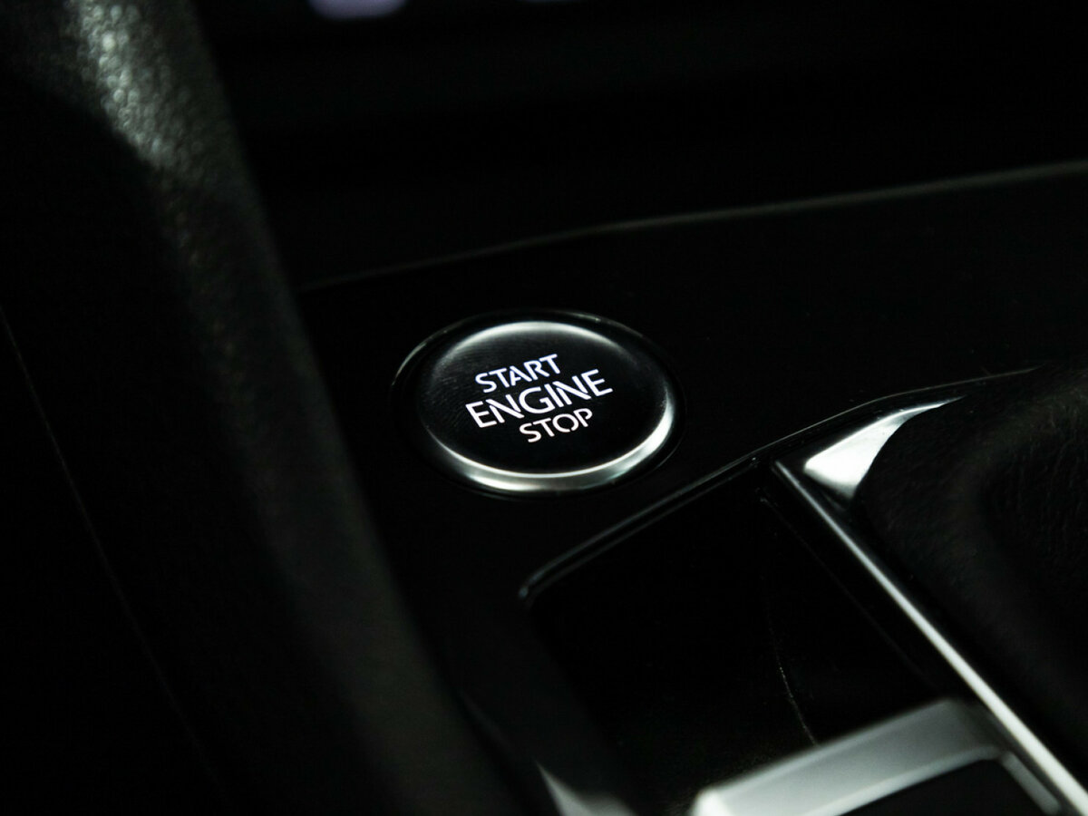 Купить Volkswagen Tiguan II Рестайлинг, 2021, 59 695 км, фото №17