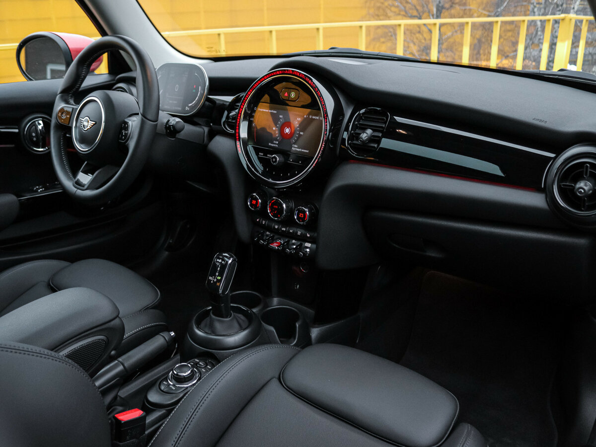 Купить Mini Hatch Cooper S III (F55/F56) Рестайлинг 2, 2024, 12 342 км, фото №5