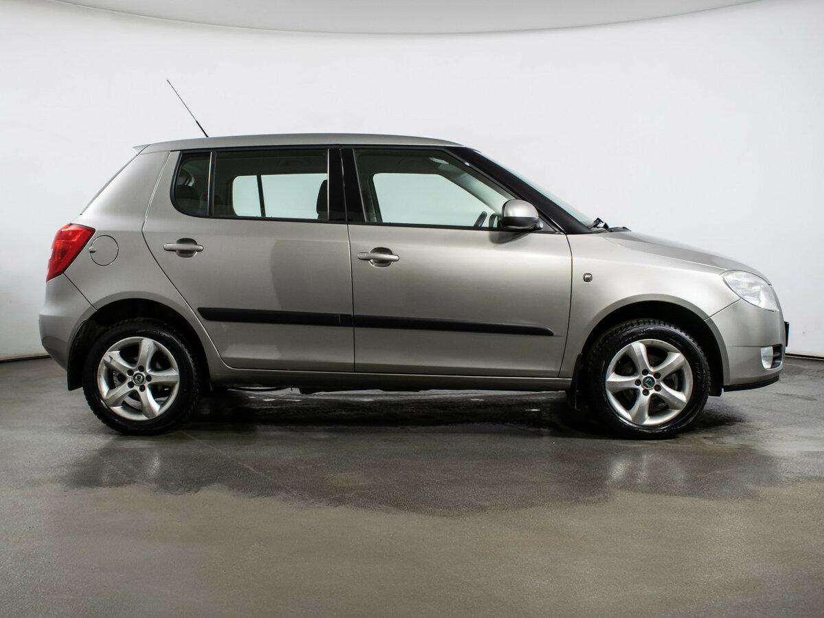 Купить Skoda Fabia II, 2008, 71 439 км, фото №4