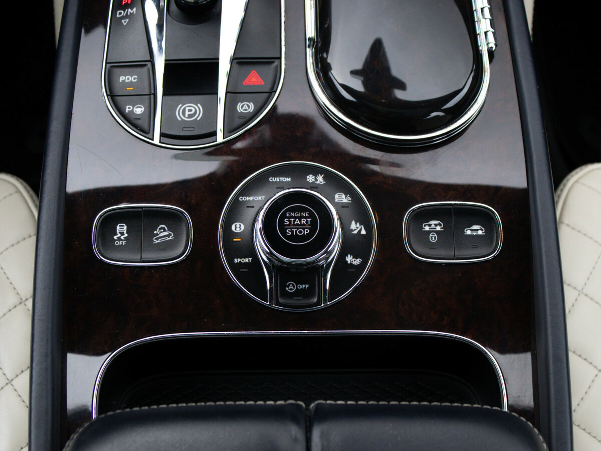 Купить Bentley Bentayga I, 2016, 143 230 км, фото №16