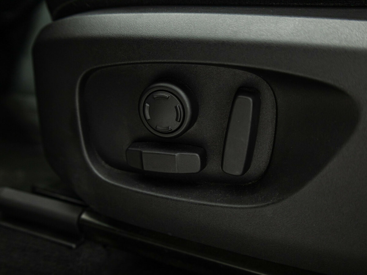 Купить Land Rover Discovery Sport I, 2017, 147 350 км, фото №16