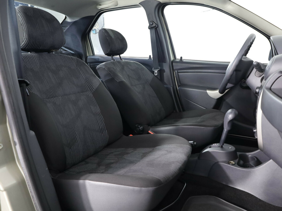 Купить Renault Logan I Рестайлинг, 2015, 96 506 км, фото №16