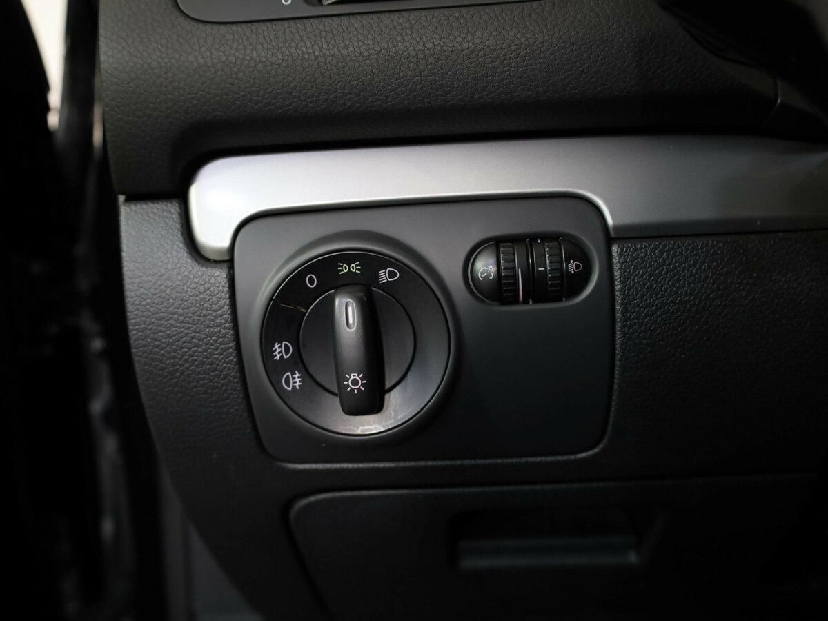 Купить Volkswagen Golf VI, 2009, 172 125 км, фото №12