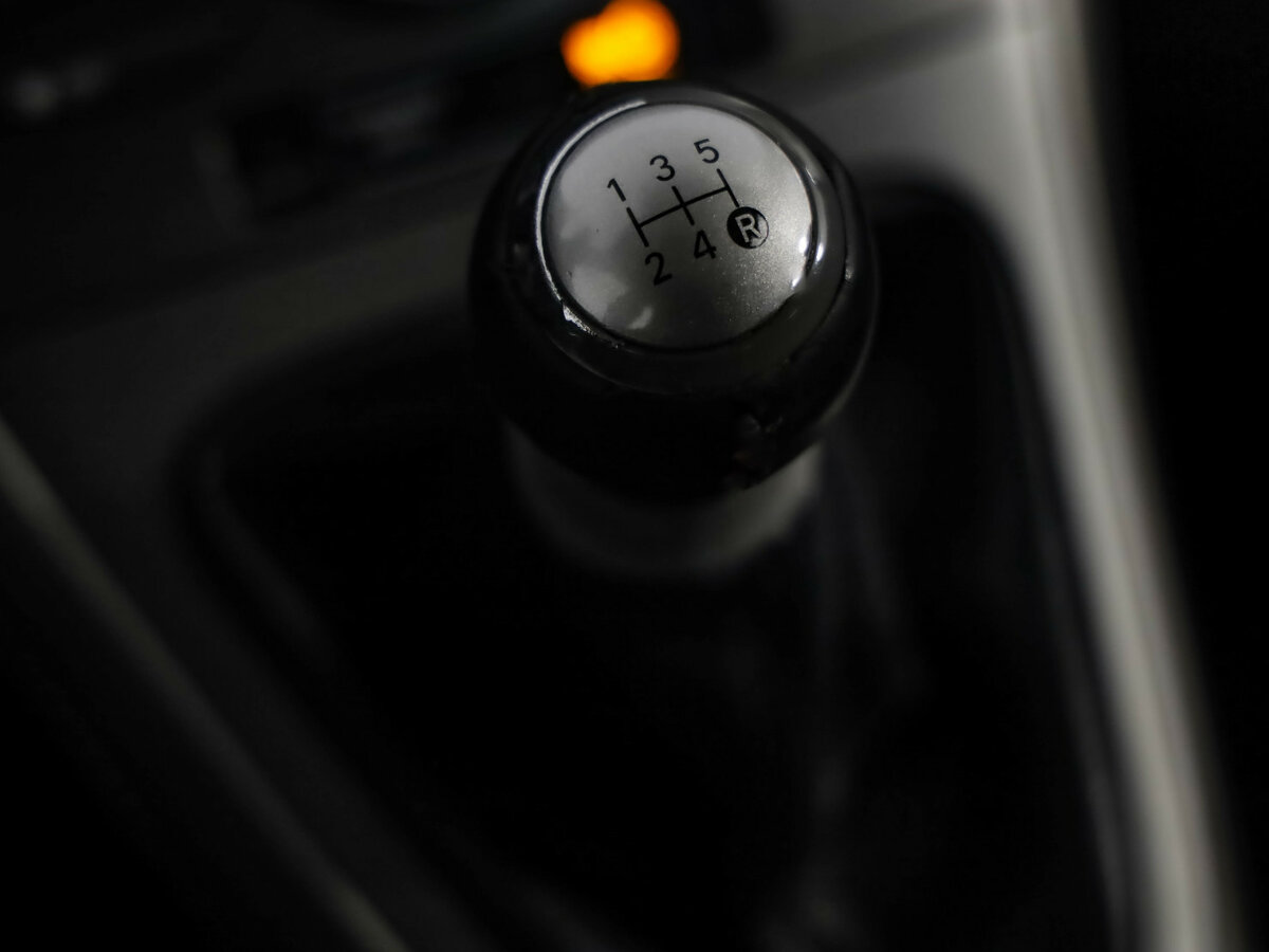 Купить Toyota Auris I, 2007, 405 393 км, фото №11