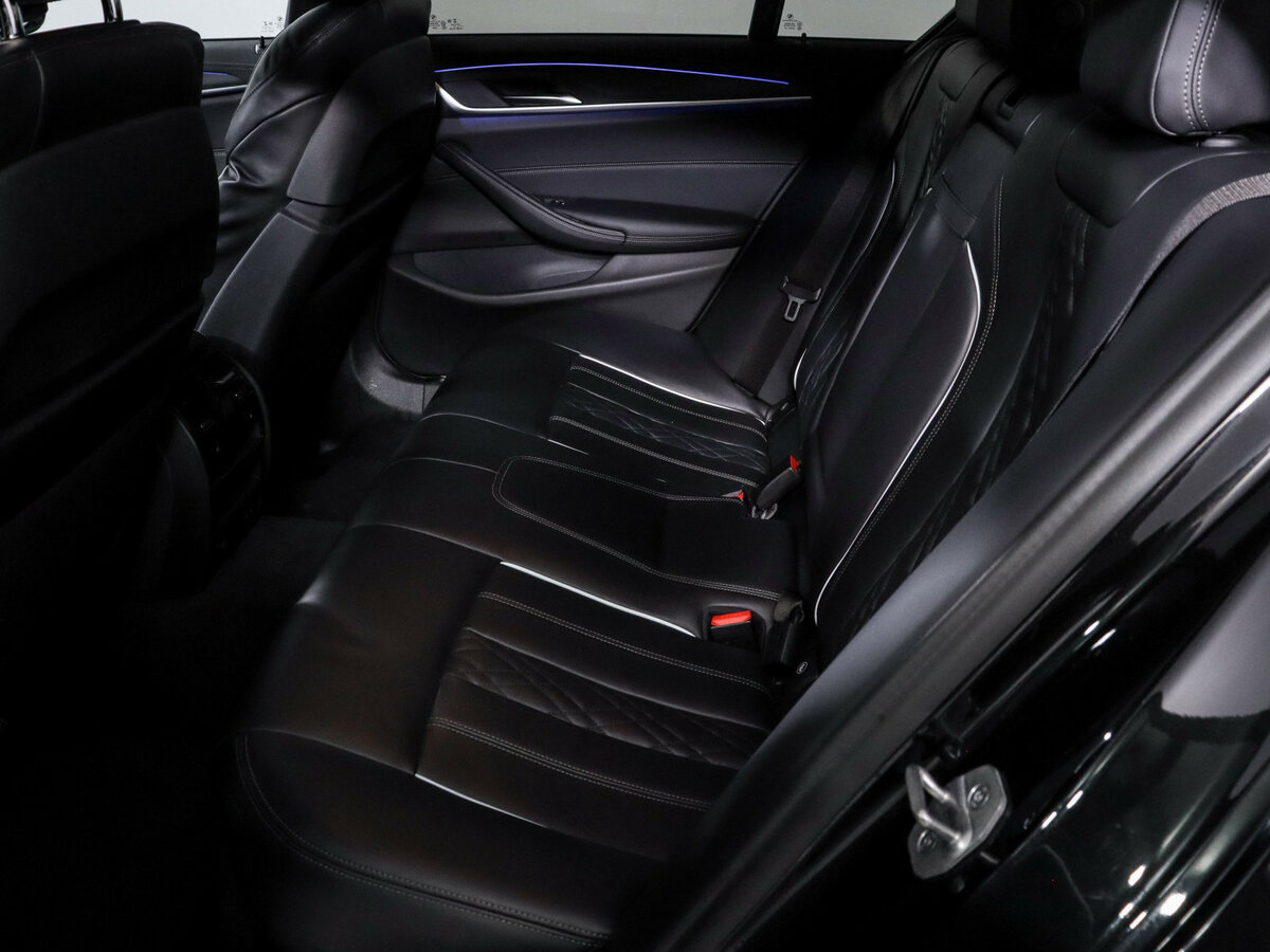 Купить BMW 5 серии 530d xDrive VII (G30/G31/G38) Рестайлинг, 2022, 61 020 км, фото №8