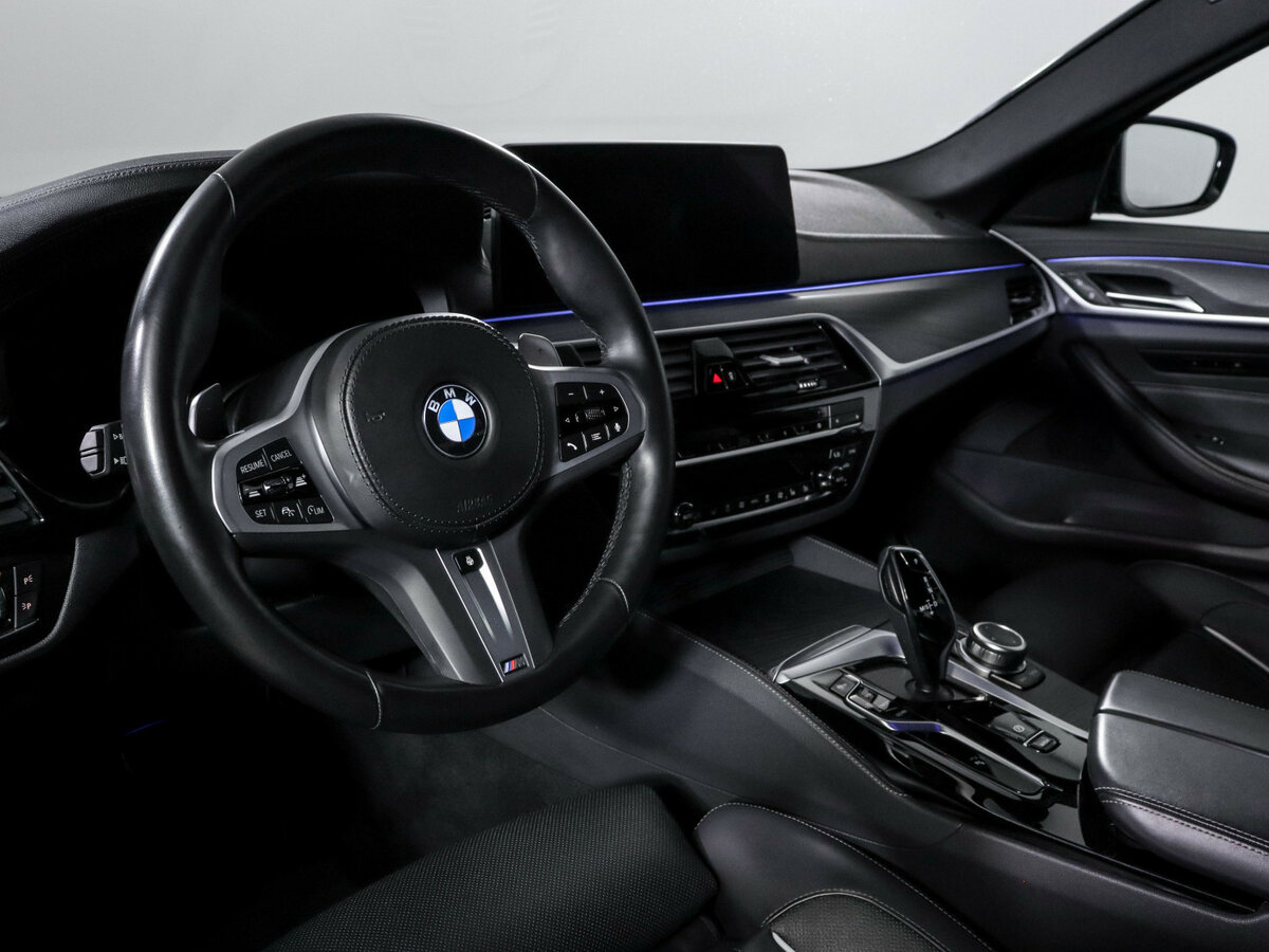 Купить BMW 5 серии 530d xDrive VII (G30/G31/G38) Рестайлинг, 2022, 61 020 км, фото №12