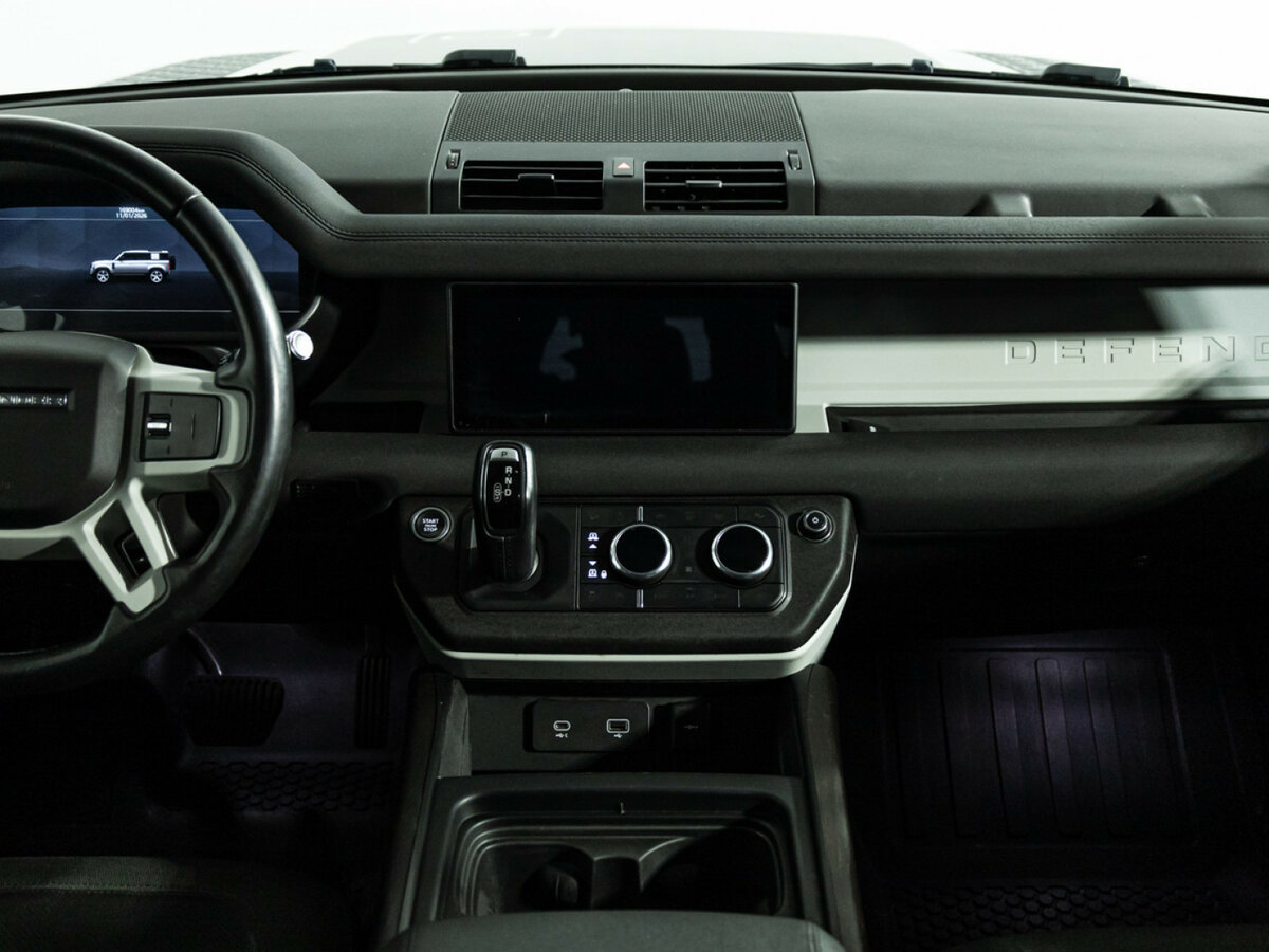 Купить Land Rover Defender 110 II, 2021, 168 998 км, фото №11