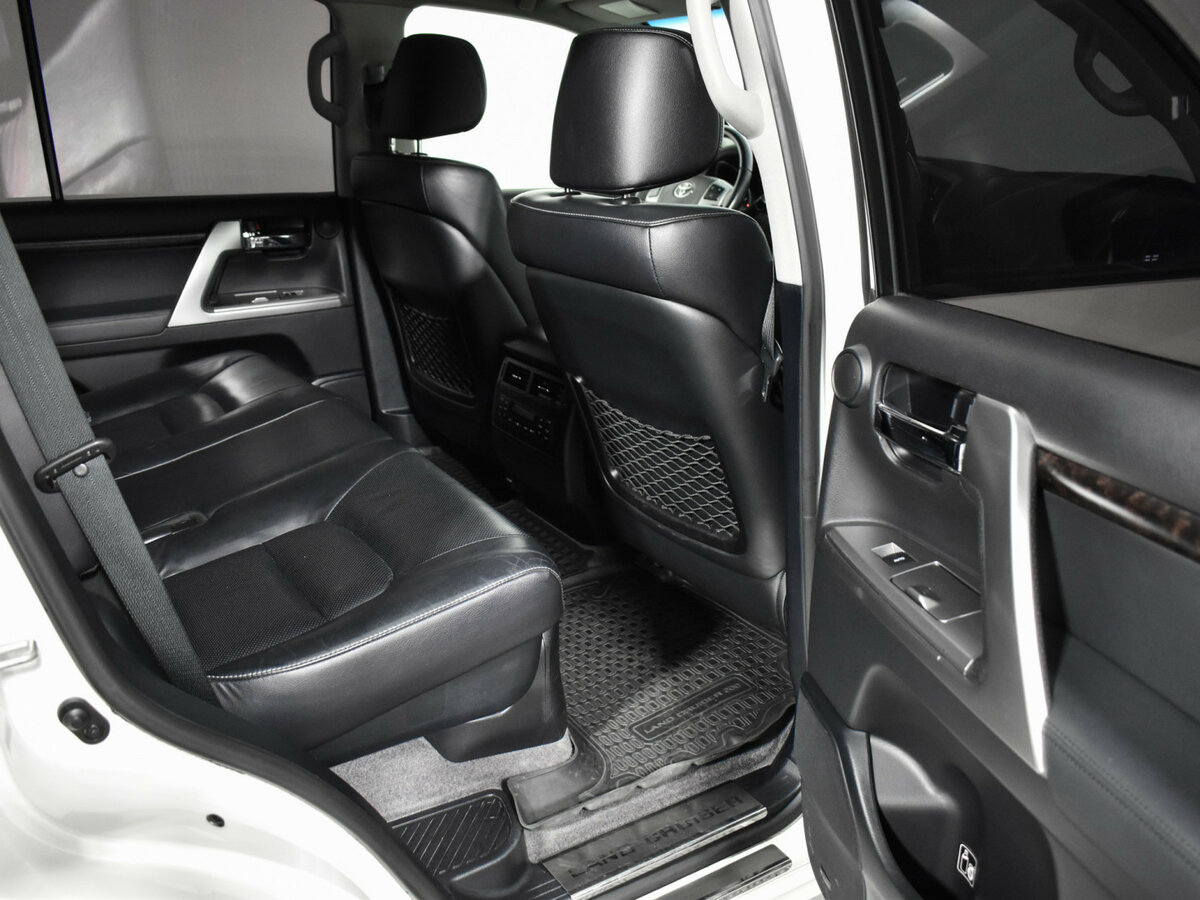 Купить Toyota Land Cruiser 200 Series Рестайлинг 1, 2013, 191 744 км, фото №11