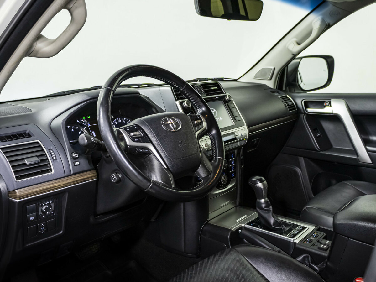 Купить Toyota Land Cruiser Prado 150 Series Рестайлинг 2, 2020, 95 633 км, фото №8