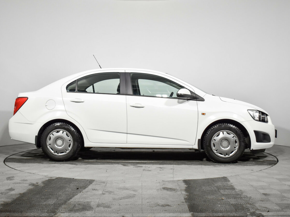 Купить Chevrolet Aveo II, 2014, 310 657 км, фото №4