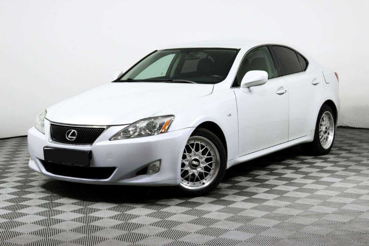 Lexus IS